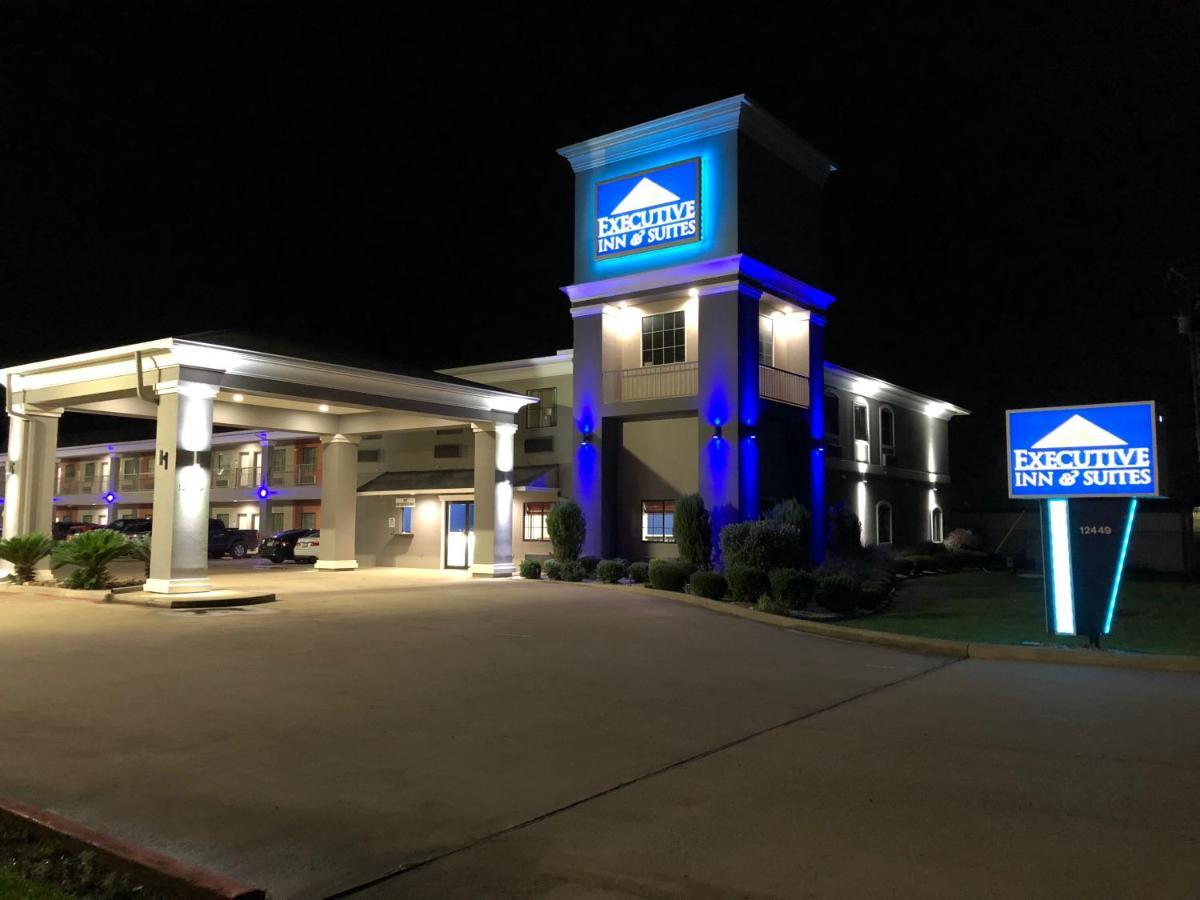 Executive Inn And Suites Joaquin Exteriör bild
